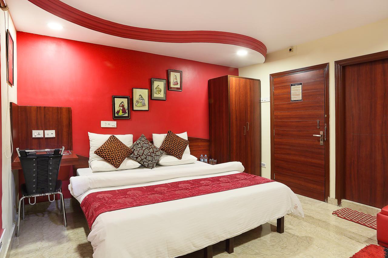 Hotel Narayani Enclave Калькутта Экстерьер фото